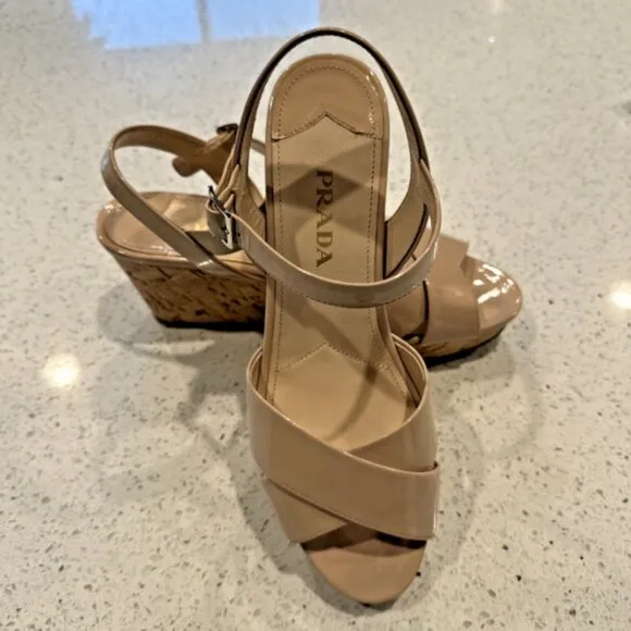 Prada Donna Crisscross Cork Wedge Cipria Patent Leather‎ Sandals US10 IT40 Tan