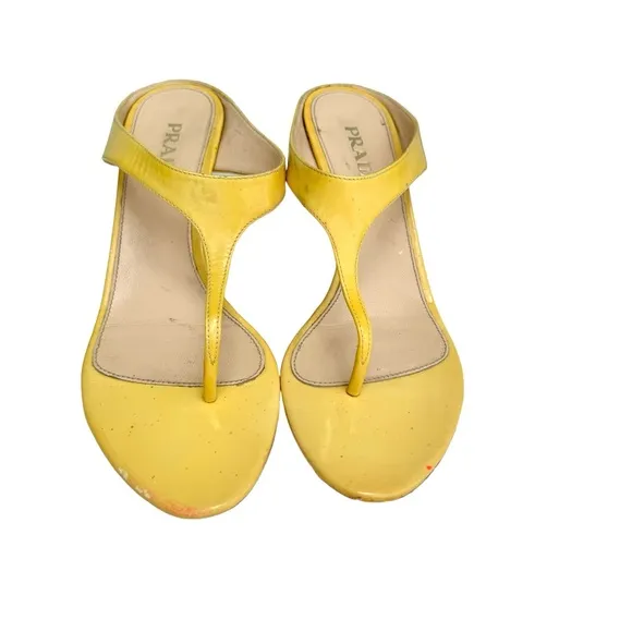 PRADA Yellow Patent Leather Wedge Thong Sandals Mules Women’s Size 37.5