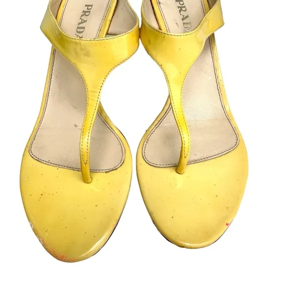 PRADA Yellow Patent Leather Wedge Thong Sandals Mules Women’s Size 37.5