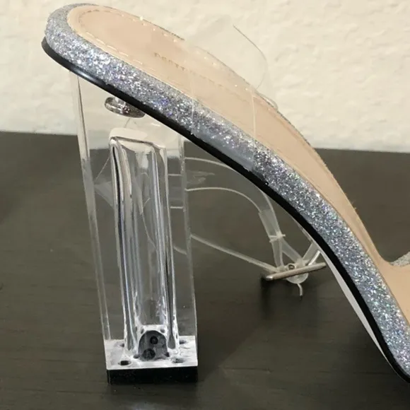 PrettyLittleThing Heels Clear Block Silver Metallic Chunky Sandals Trendy Sexy