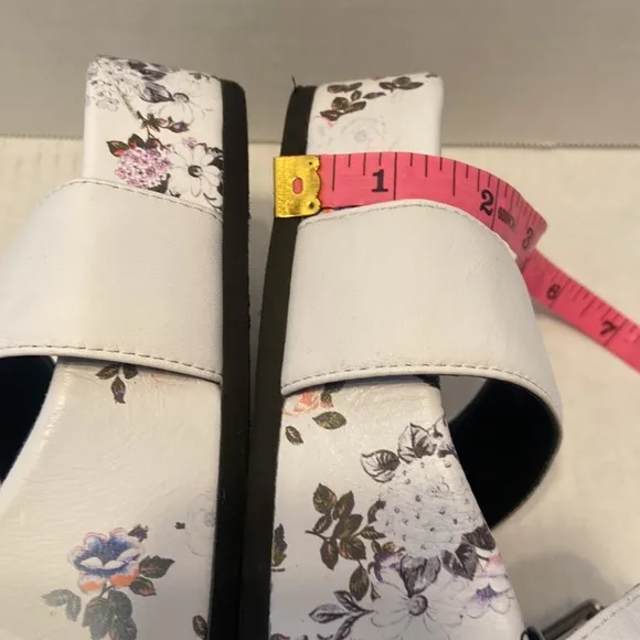 Rag &amp; Bone New York Slip On White Floral Platform Sandals Size 40