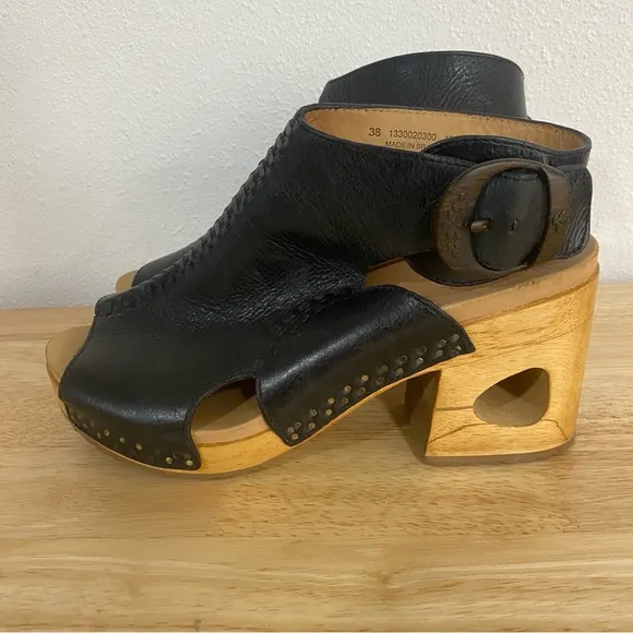 RARE Dansko Octavia Black Leather Sandals Wooden Clog Heels 38 Platform