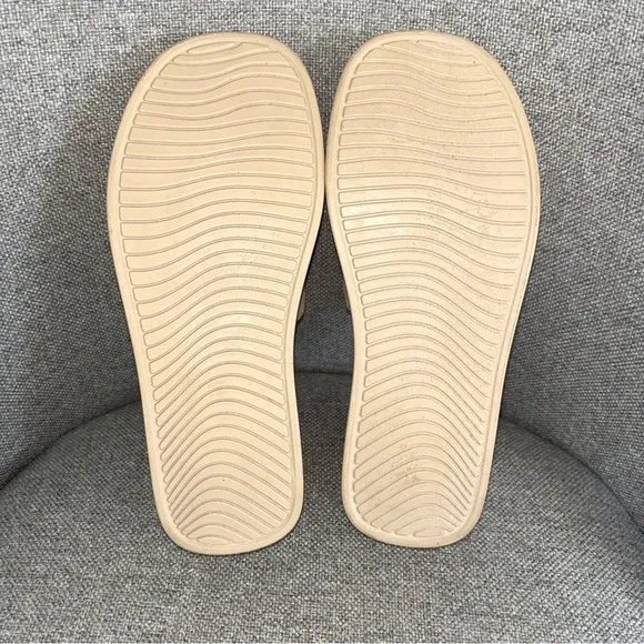 RARE Steve Madden Balanced Natural‎ Wedge Platform Slide Sandals Women’s Size 7