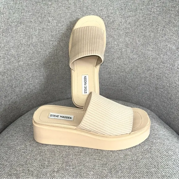 RARE Steve Madden Balanced Natural‎ Wedge Platform Slide Sandals Women’s Size 7