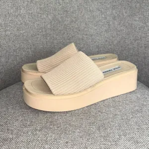 RARE Steve Madden Balanced Natural‎ Wedge Platform Slide Sandals Women’s Size 7