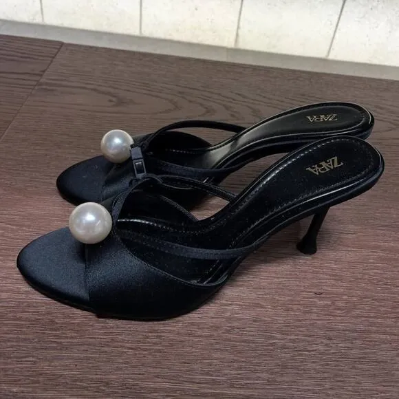 RARE!!! ZARA Satin Effect Heels NWT
