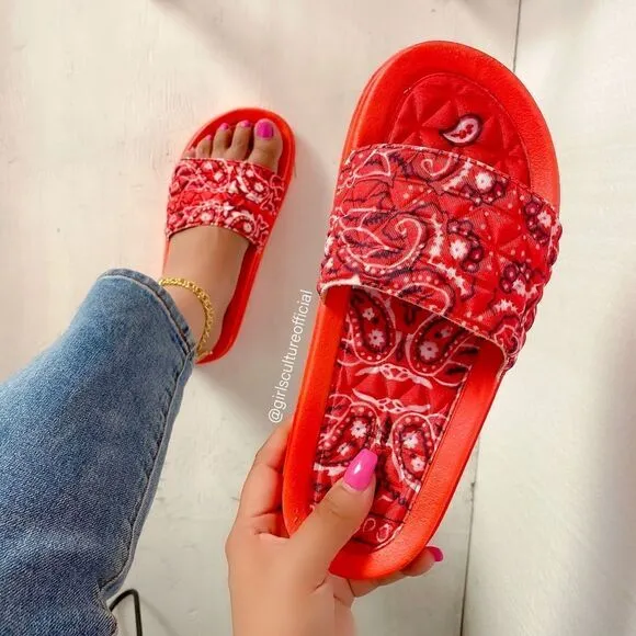Red Bandana Pool Slide Sandal