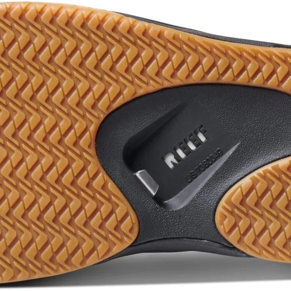 REEF Fanning Sandals w/ Bottle Opener - NEW Size 9 - Black/Silver - Arch Support