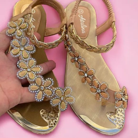 Restocked Italina / Atalina Toe Ring White Floral Rhinestone Daisy Sandal