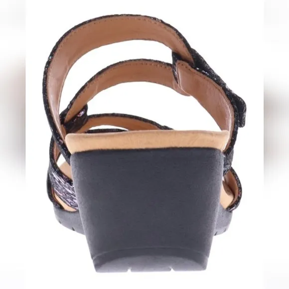 Revere Sofia Black Metallic Python Leather Sandal, Women Size 6M $160