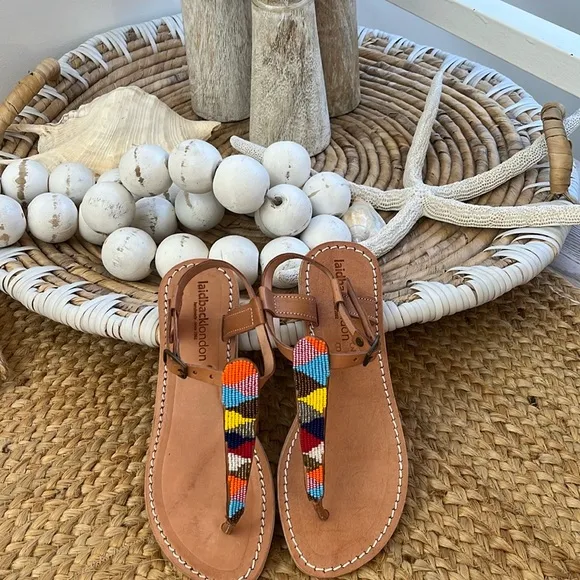 Revolve NWT laidback London Fun Tribal Flip Flop hand beaded sandals Pool Party
