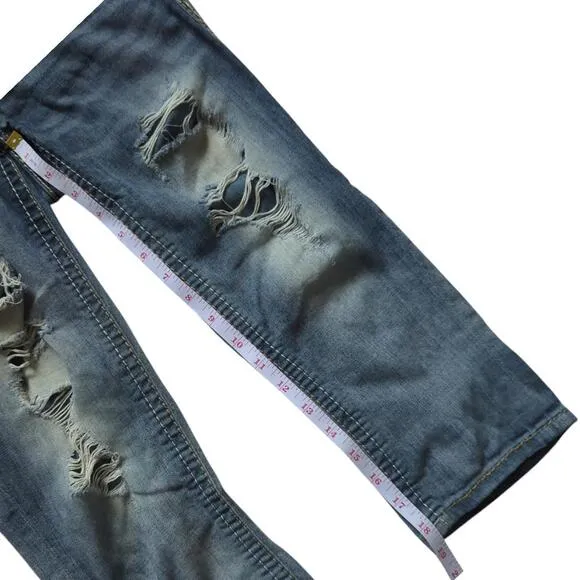 Rock Revival Jeans 23 Vivian Crop Low-Rise Y2K Bling Western Capri Rhinestones