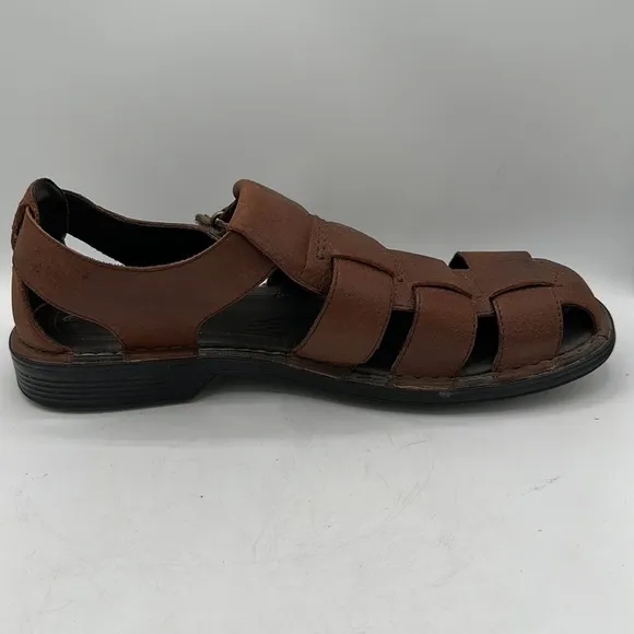 Rockport men’s brown leather fisherman sandals, size 9
