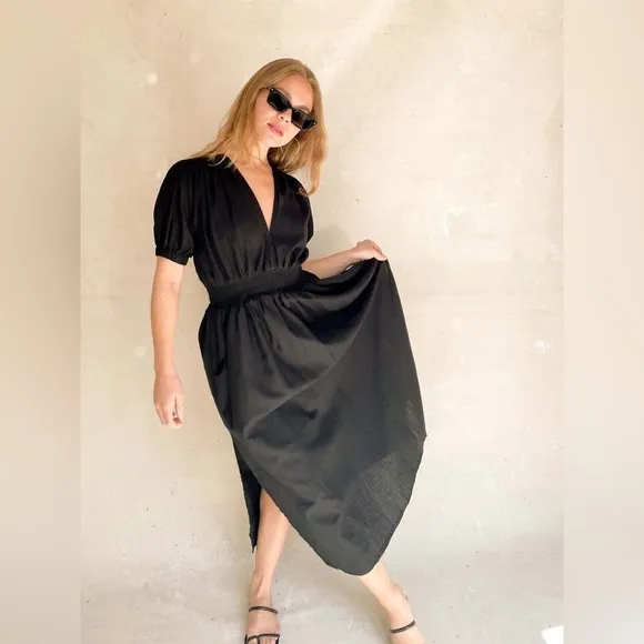 Rue Stiic &quot;Opal Split&quot; dress with V-neckline short sleeves tapered waistline