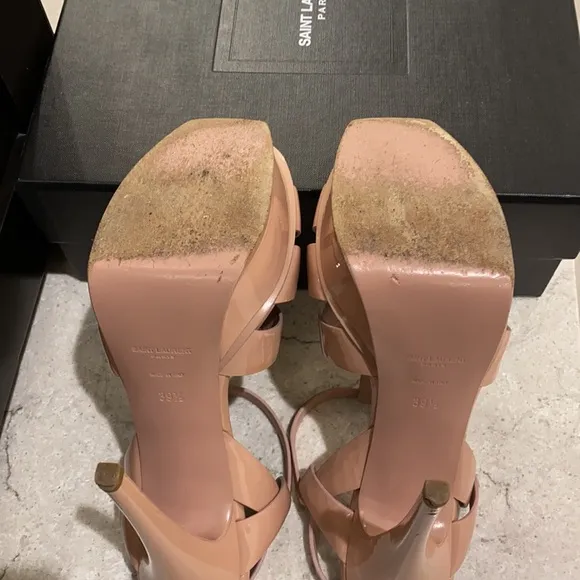 SAINT LAURENT Patent Tribute 75 Platform Sandals