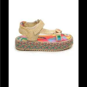 ❕SALE❕ Farm Rio Colorful Toucans Platform Sandals