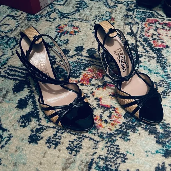 Salvatore Ferragamo Black Patent Grisbi Raffia High Heel Sandals w Dusters