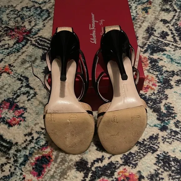 Salvatore Ferragamo Black Patent Grisbi Raffia High Heel Sandals w Dusters