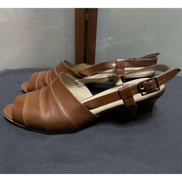 Salvatore Ferragamo Brown Leather Peep Toe Slingback Kitten Heel Sandals Shoes 9