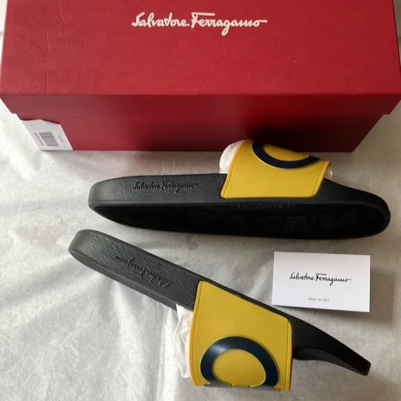 Salvatore ferragamo mens groove logo pool slide sandals size 8us brand …
