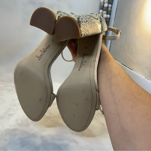 Sam Edelman Yaro  Ankle Strap Snake Embossed and beige Block heel Sandal 9.5