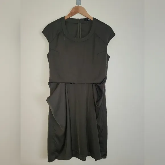 Samuel Dong spring drapey dress size s in olive.