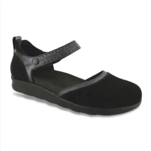 SAS Eden Black Perforated Closed Toe Comfort Sandals szie 8 M Excellent
