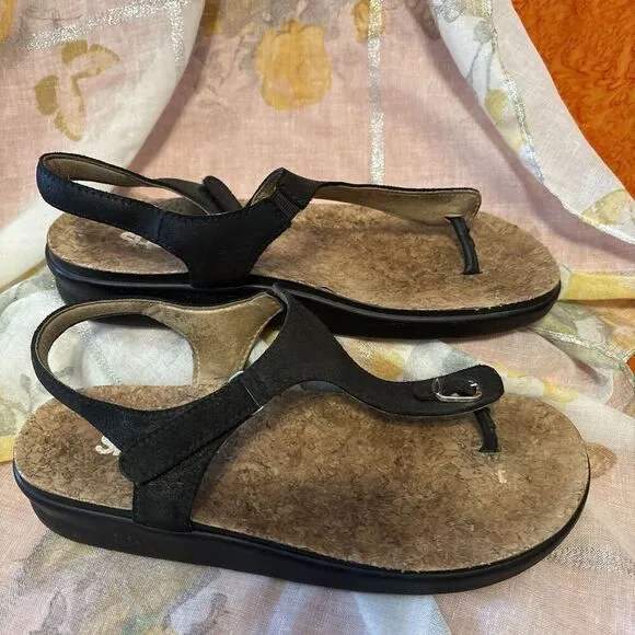 SAS EUC Sanibel  Sandal Size 10M Solid Black-Strap Slide Thong