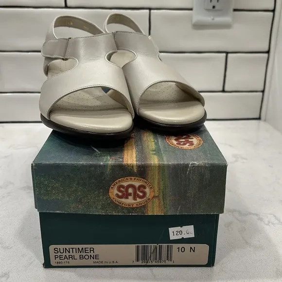 SAS Suntimer Heel Strap Sandal Pearl Bone Size 11