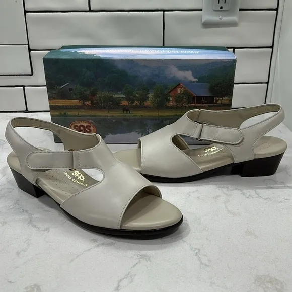 SAS Suntimer Heel Strap Sandal Pearl Bone Size 11