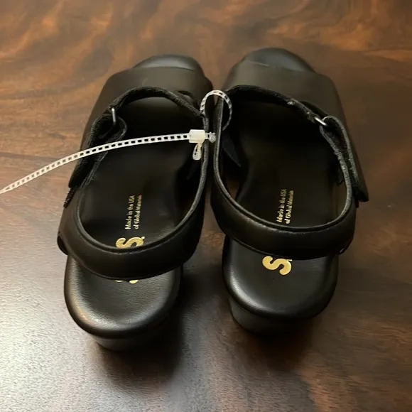 SAS Suntimer Leather Sandals.