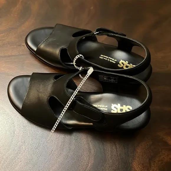 SAS Suntimer Leather Sandals.