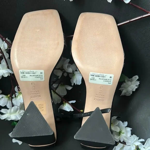 SCHUTZ AVVA Black Block Heel Sandals with Transparent Straps.Block heel so comfy