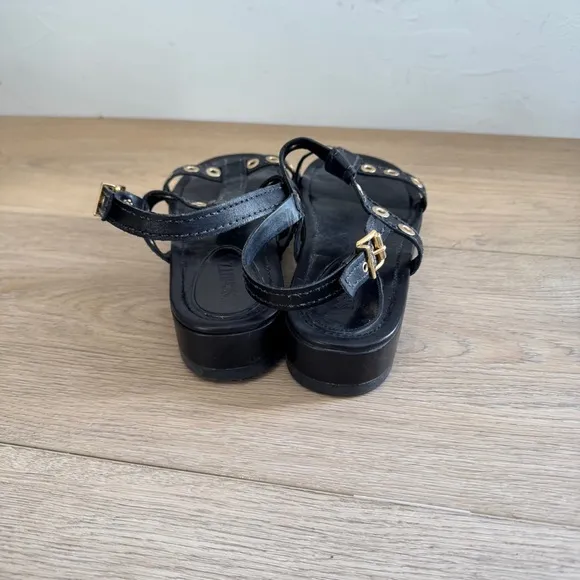 Schutz Black Leather Strappy Grommets Sandals Size 8