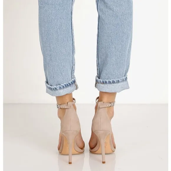 SCHUTZ Cadey Lee Heel in Nobuck Neutral 8