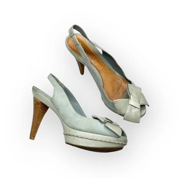 Schutz ♥︎ Retro Pin Up Slingback Platform Heeled Sandals ♥︎ Baby Blue Leather