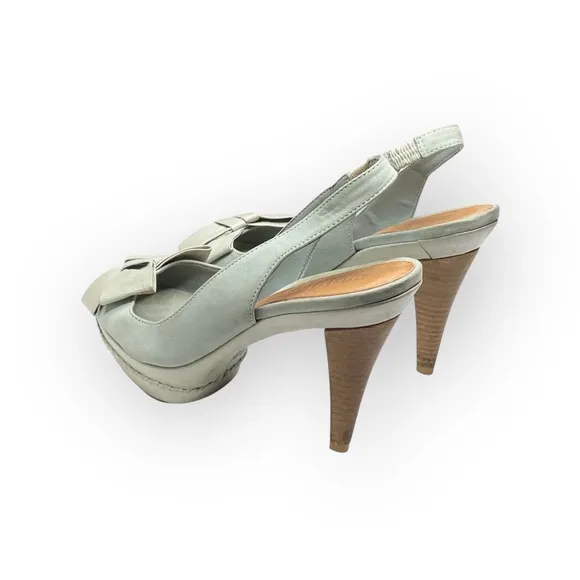 Schutz ♥︎ Retro Pin Up Slingback Platform Heeled Sandals ♥︎ Baby Blue Leather