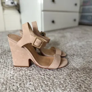 SCHUTZ Tan Suede Sandals