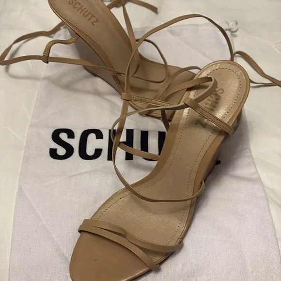 Schutz/Dust Bag Deonne Casual Nappa Leather‎ Sandal True Beige 10.5 NEW $140