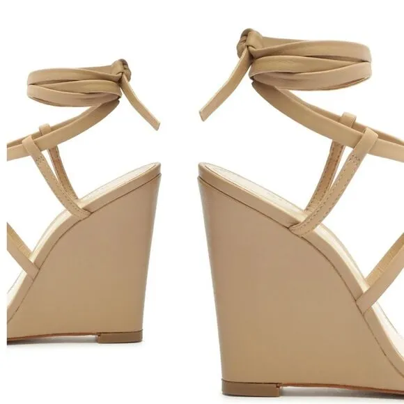 Schutz/Dust Bag Deonne Casual Nappa Leather‎ Sandal True Beige 10.5 NEW $140