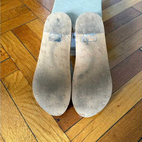 Seabird Leather Thong Sandal