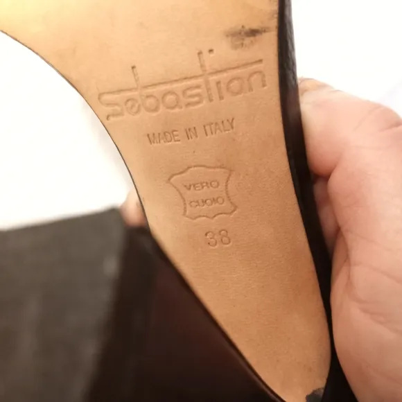 SEBASTIAN 2-Toned Sandals