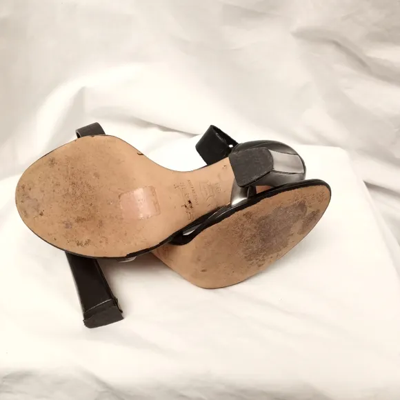 SEBASTIAN 2-Toned Sandals