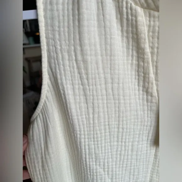 SEDGE holland dress in lightweight gauze, sleeveless, v-neck