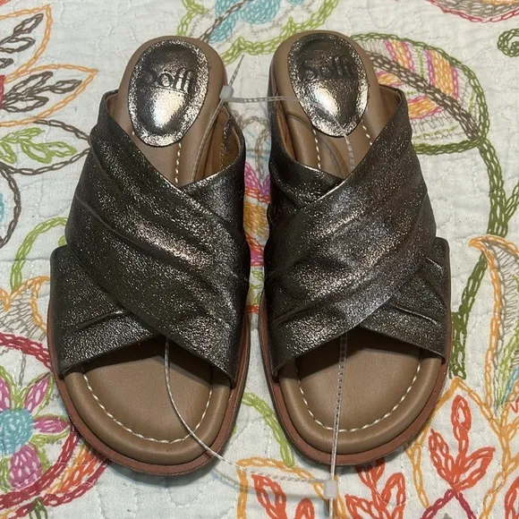 Söfft Metallic Slide Sandals Bronze