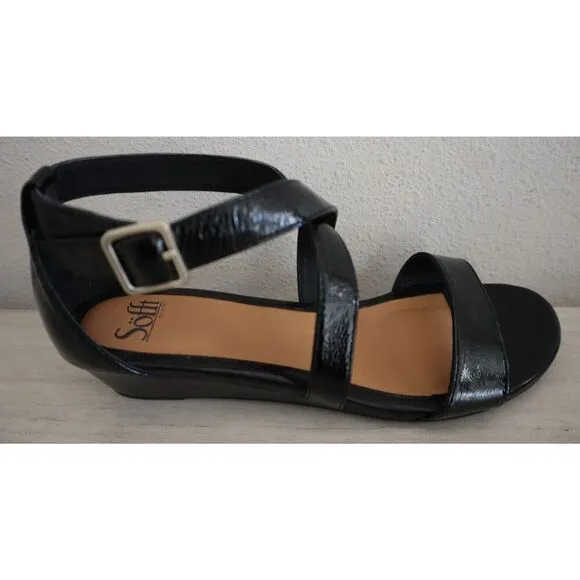Söfft SF0001311 Women's Sz 11M Black Crinkle Patent Innis Wedge Sandals