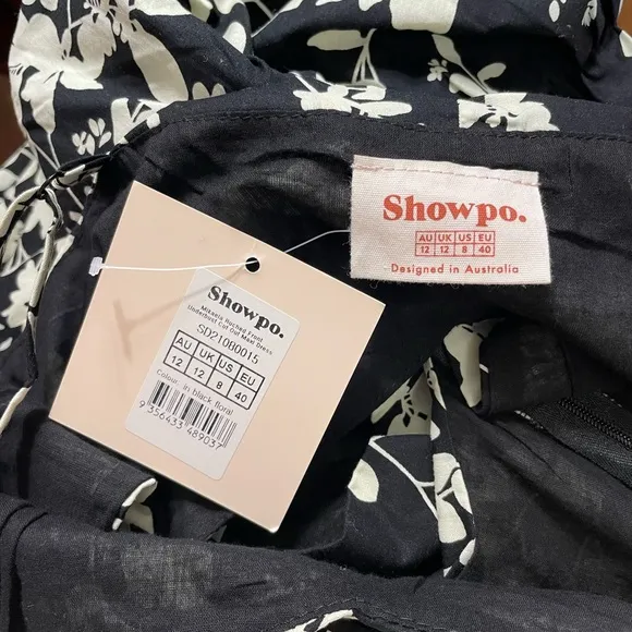 SHOWPO | NWT Mikaela Ruched Front Maxi Dress with Cut Out in Black Floral, Sz 8
