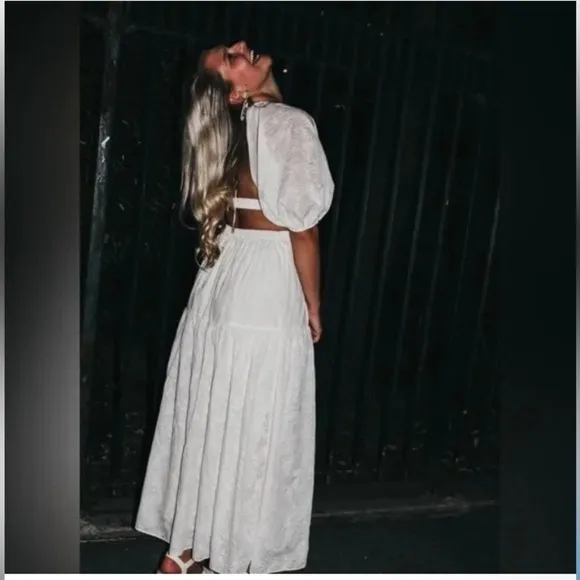SIGNIFICANT OTHER Skyler Cut- out Dress in Ivory Size US 4 🤍