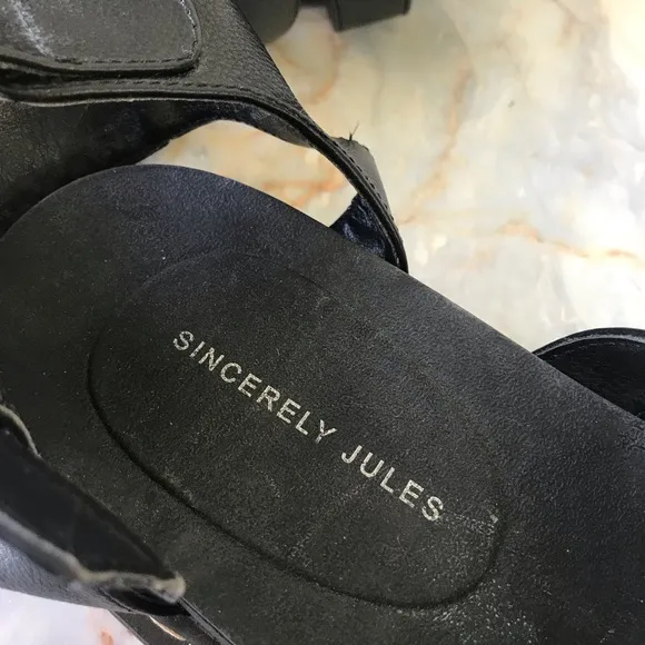 Sincerely Jules Daring Black Chunky Platform Sandals Size 9