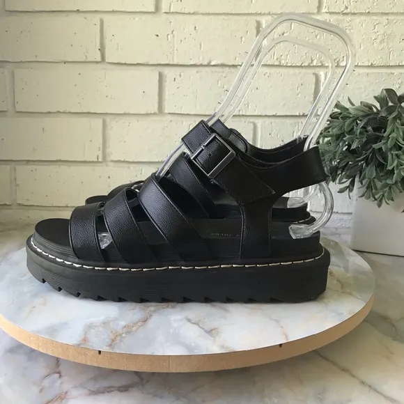 Sincerely Jules Daring Black Chunky Platform Sandals Size 9